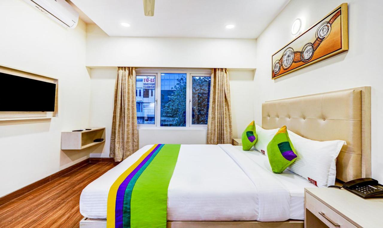 Treebo Galaxy Suites Mathikere Bengaluru Zewnętrze zdjęcie